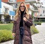 New Reby mogyoró barna – Hosszított steppelt női kabát – Innova Fashion – 2. kép